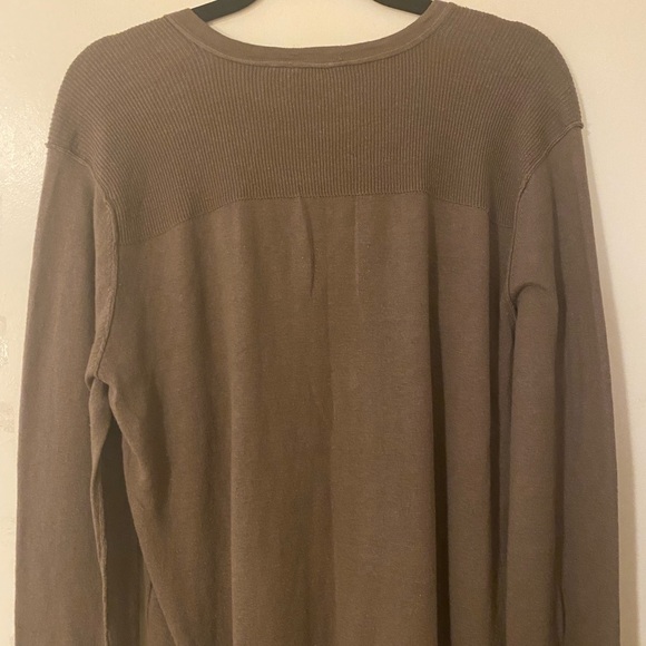 Light weight Mexx V-neck! - Picture 3 of 3